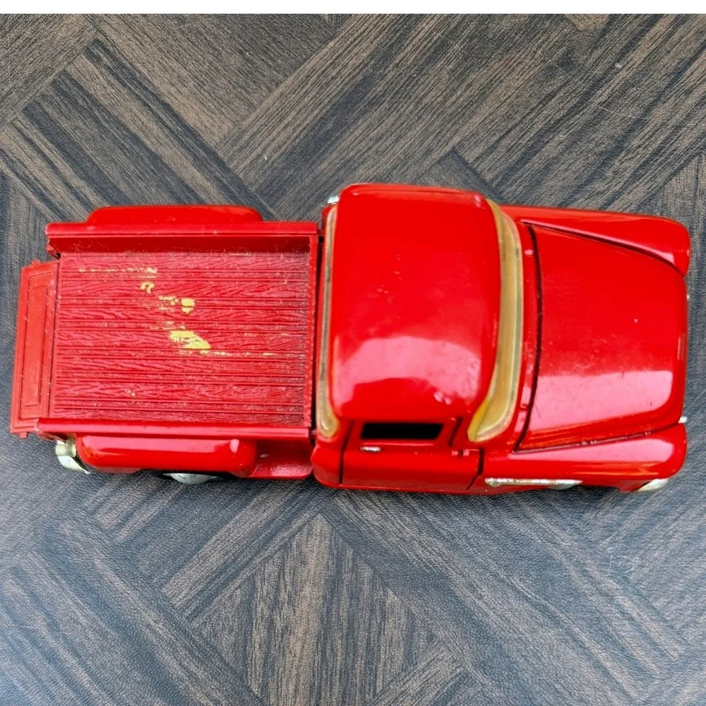 Kinsmart Vintage Red Diecast 1955 Chevrolet 3100 Stepside Pickup Truck Model Toy
